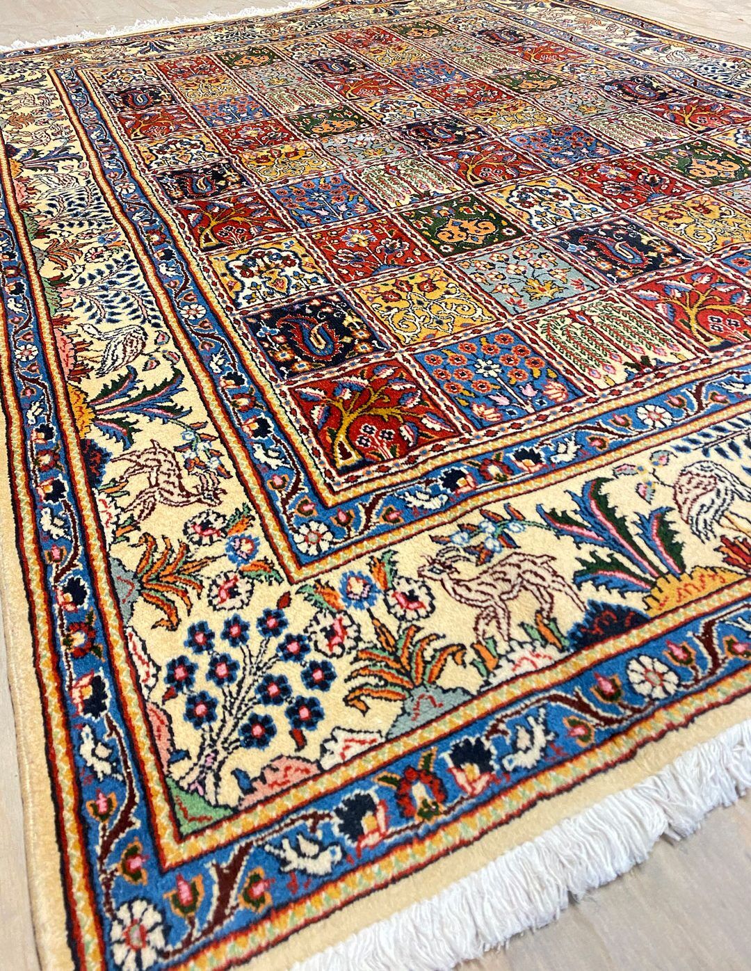 2x1.5M Bakhtiari Persian Mood Rug - Image 8