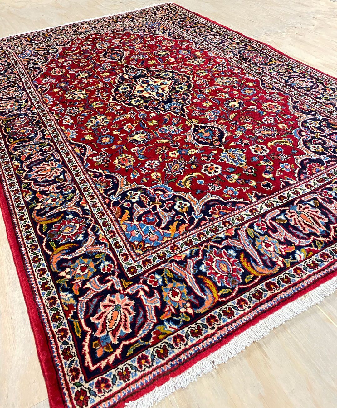 1.6x1.1M Royal Kashan Persian Rug - Image 3