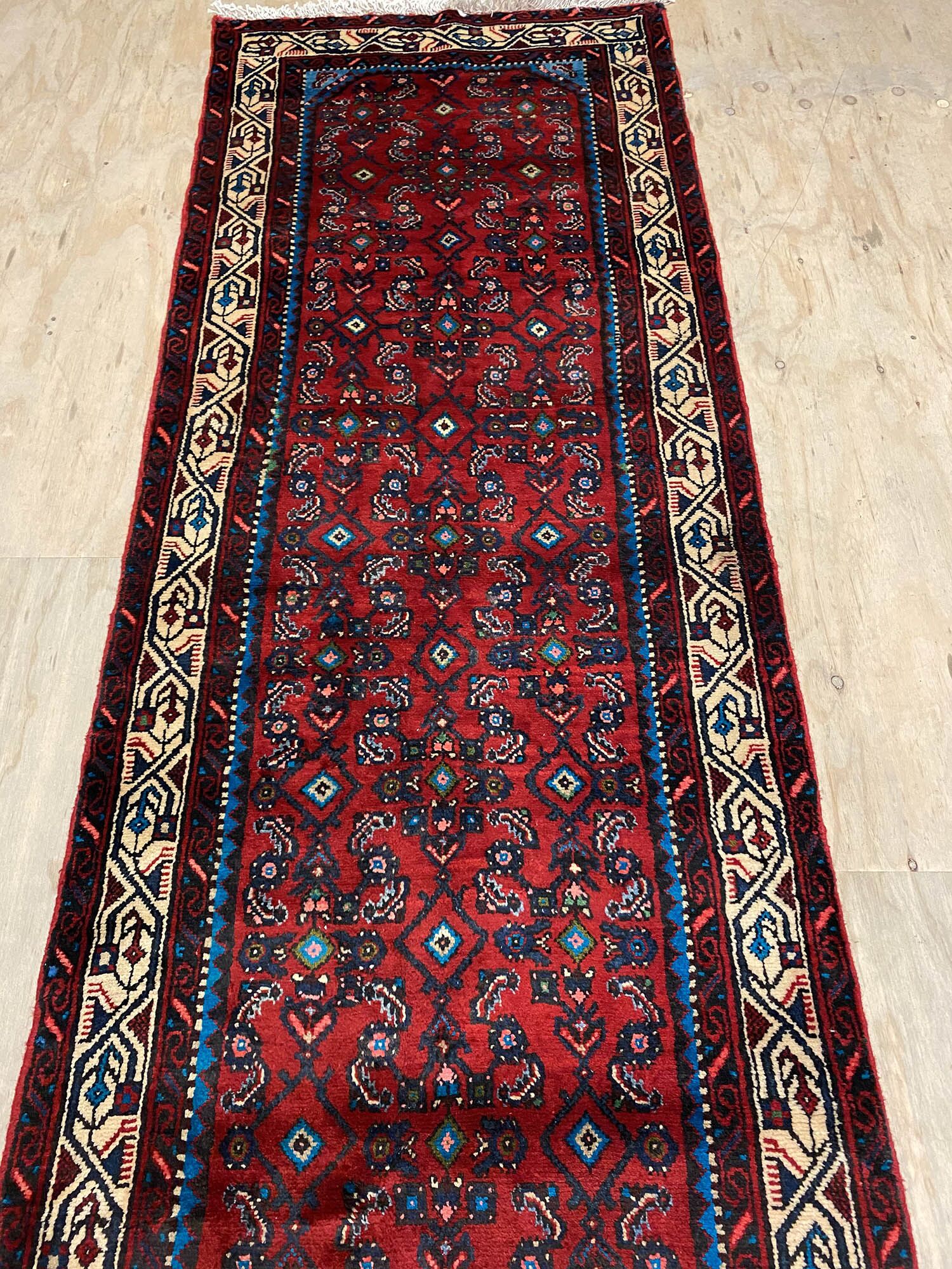 4.8M Enjelas Persian Runner