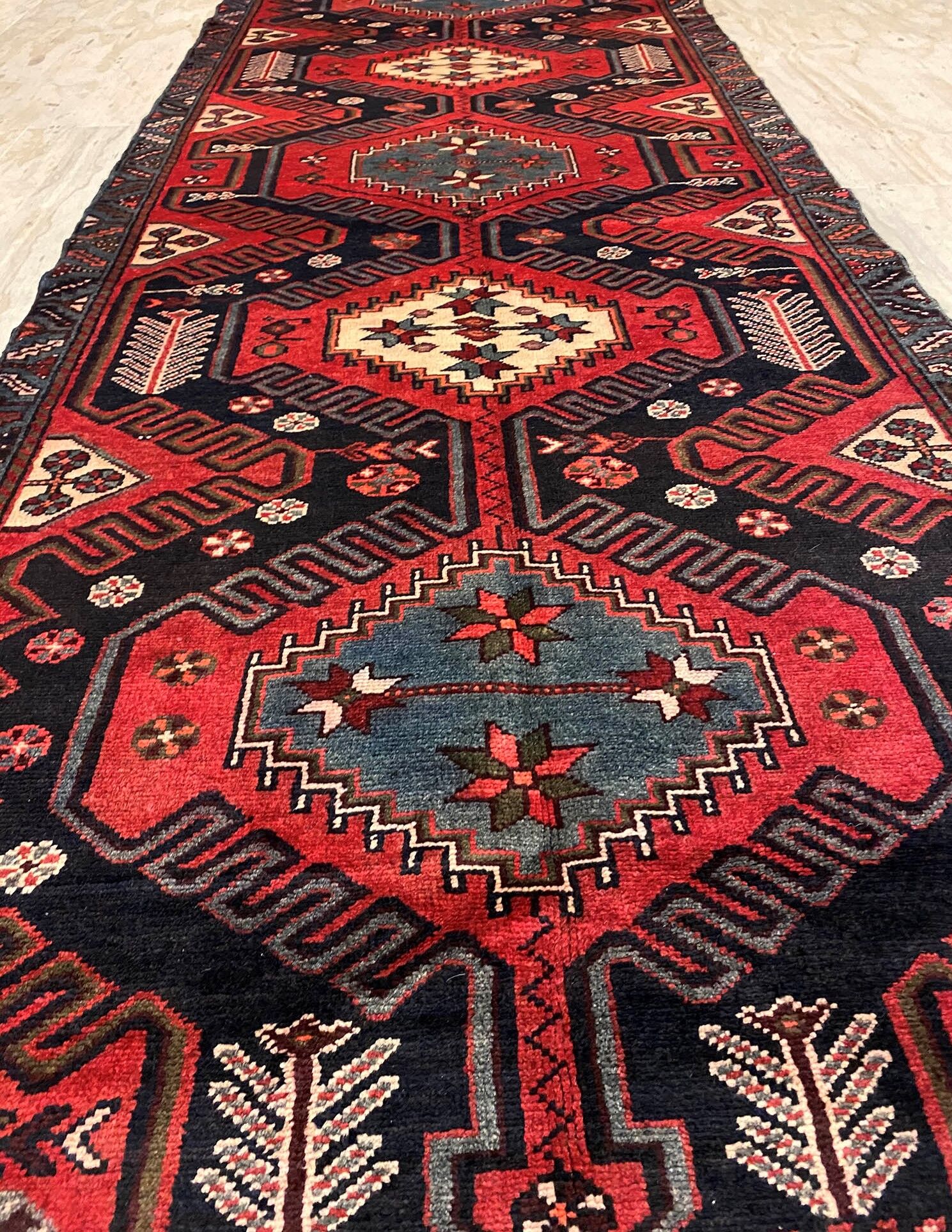 3M Hamedan Persian Runner - Image 8