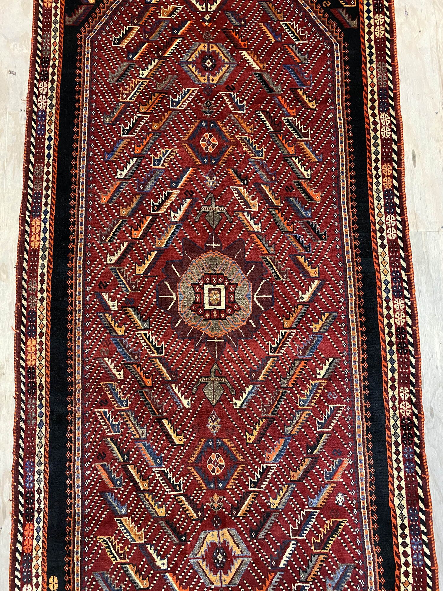 3m Persian Shiraz Runner - Image 9