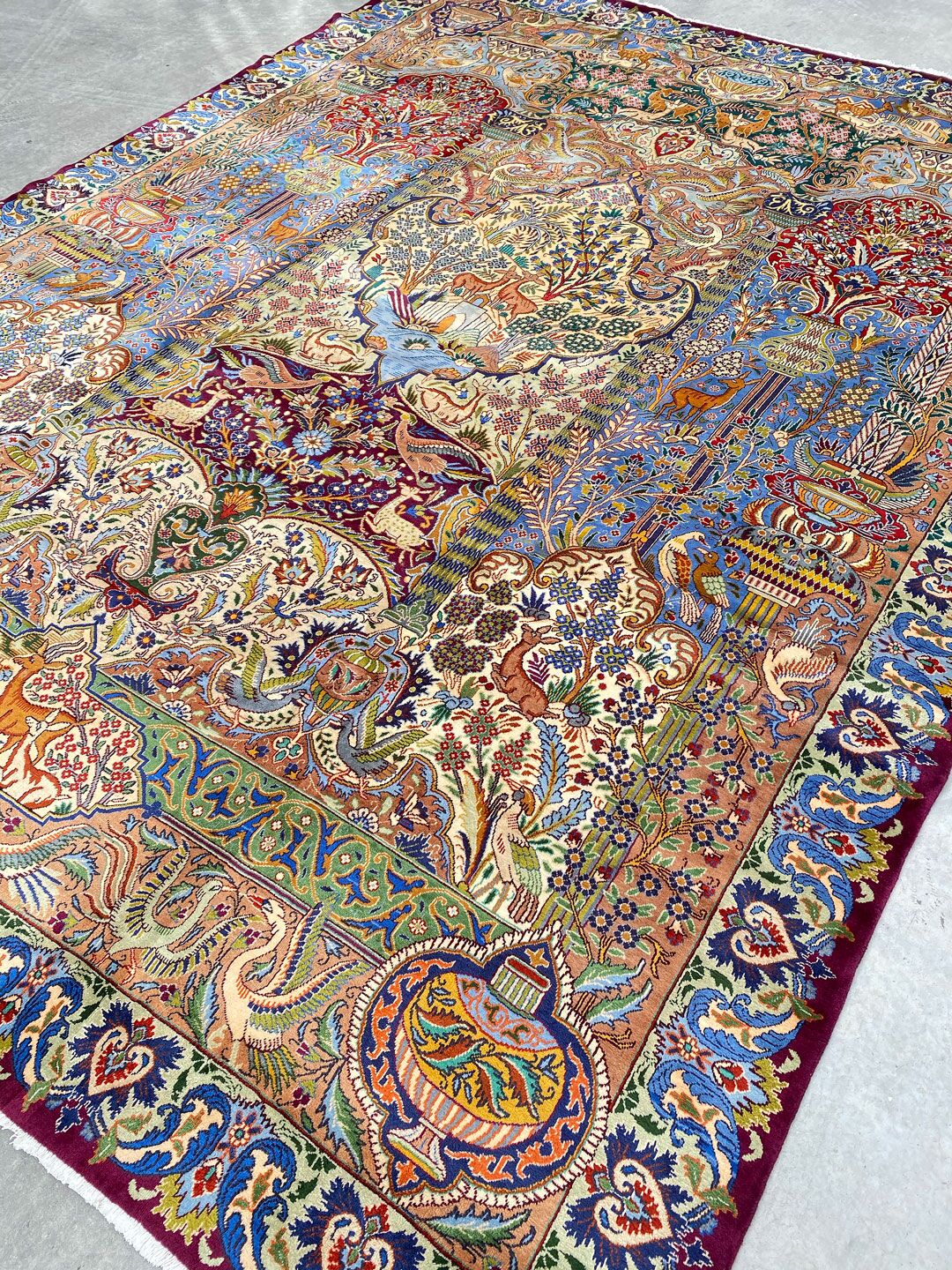 Pictorial Garden Of Eden Kashmar Rug