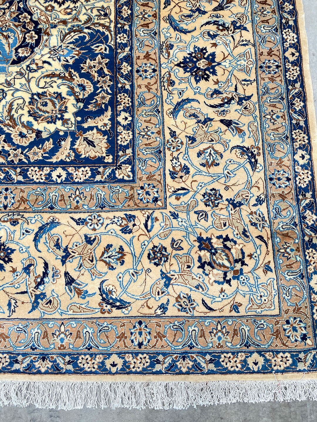 Masterpiece 4x3M Fine Silkinlaid Rug Nain (6La) - Image 2