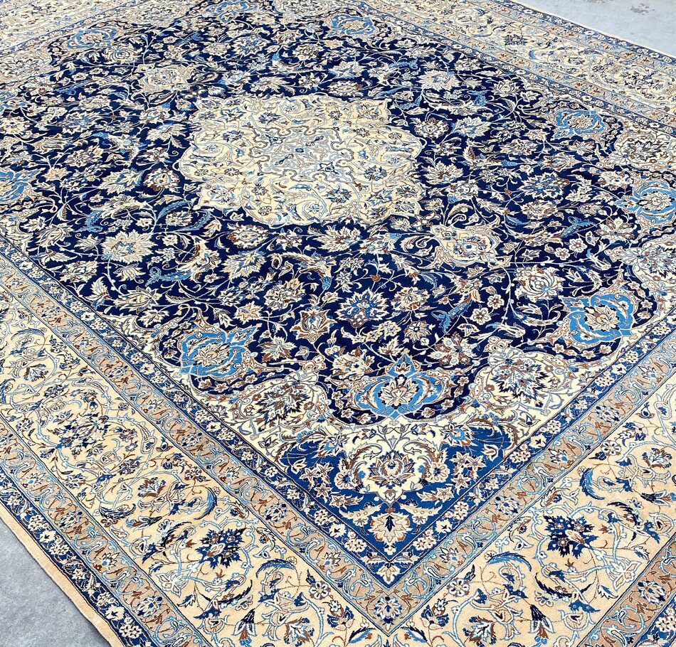 Masterpiece 4x3M Fine Silkinlaid Rug Nain (6La) - Image 9