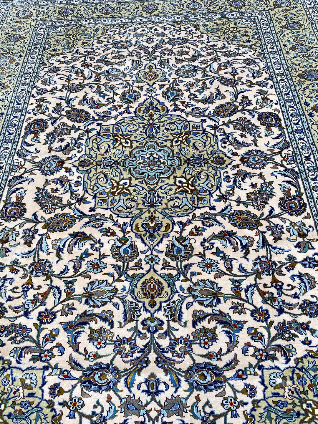 3.3x2.5M Beige Persian Kashan