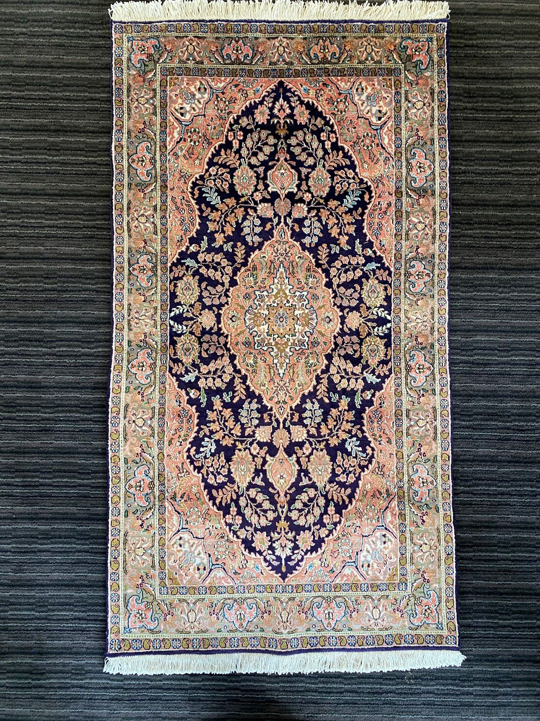 1.7x1M Pure Silk Qom Persian Rug - Image 7