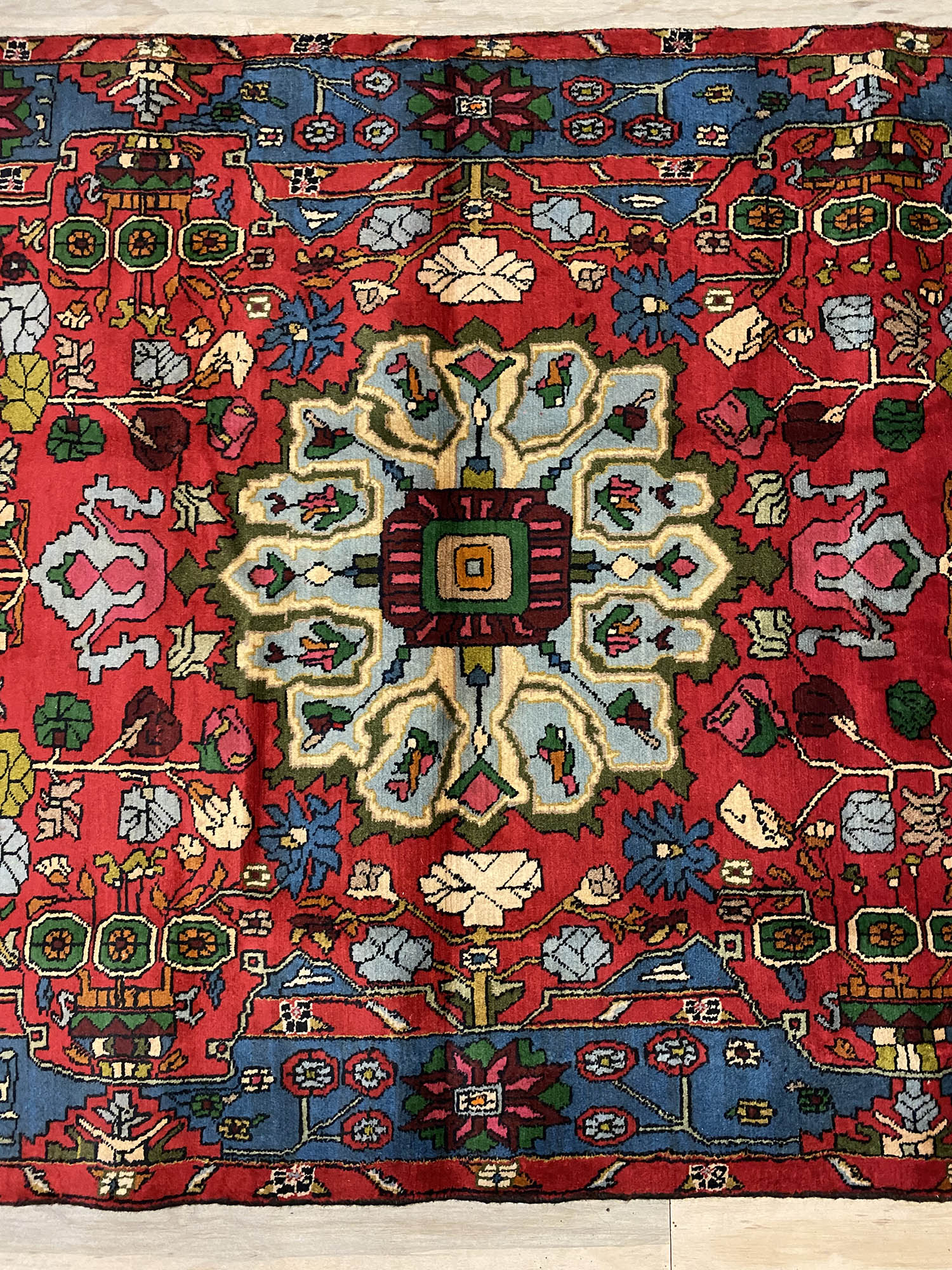 2.6x1.4M Tribal Nahavand Rug