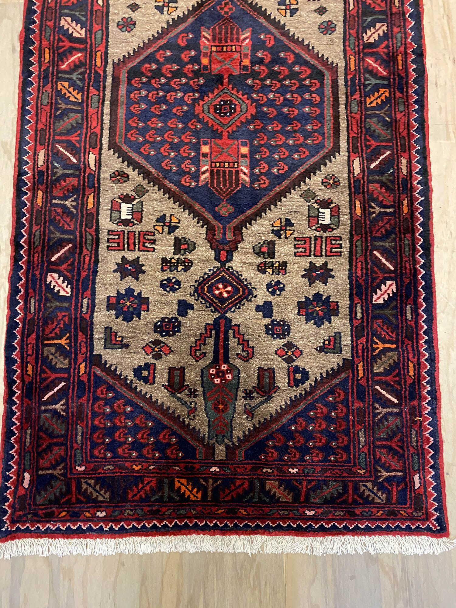 2.2x1M Persian Hamedan Rug - Image 9