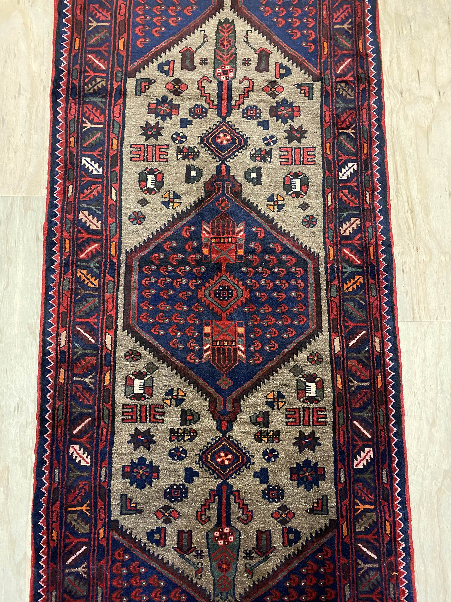 2.2x1M Persian Hamedan Rug - Image 10