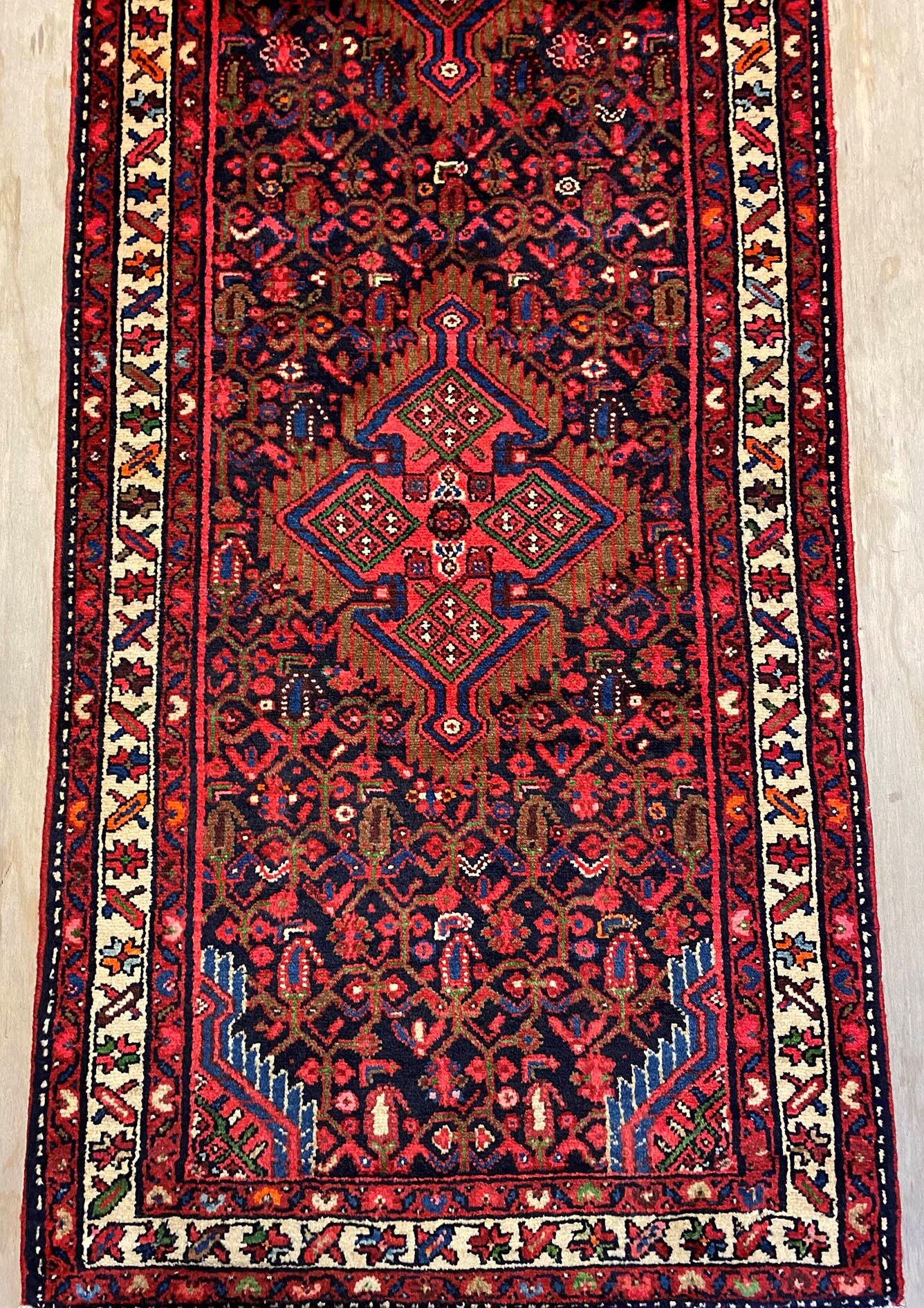 3M Hamedan Persian Runner - Image 3