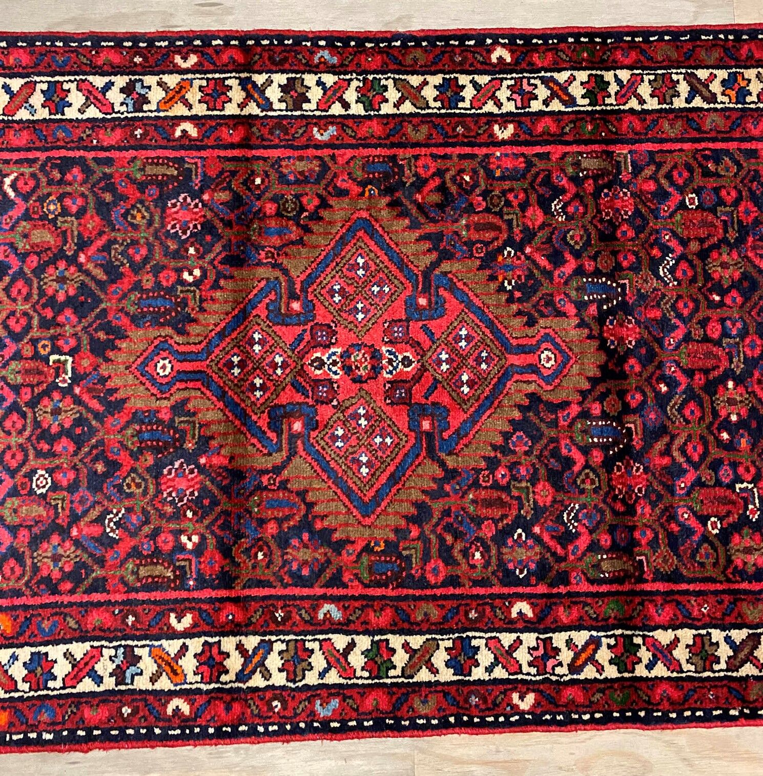3M Hamedan Persian Runner - Image 5