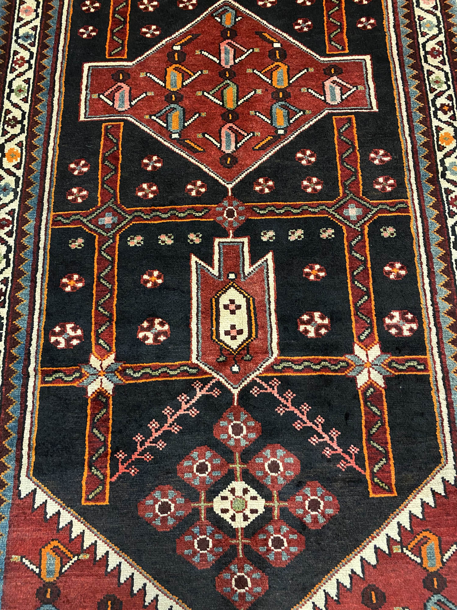 3M Hamedan Persian Runner - Image 9