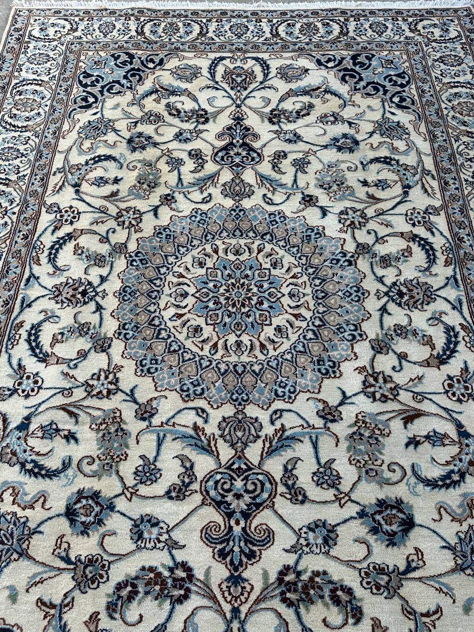 Nain rug