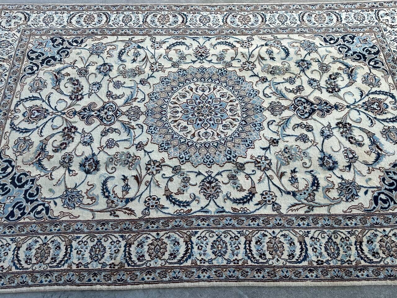 3x2M Nain Rug (9La) - Image 4