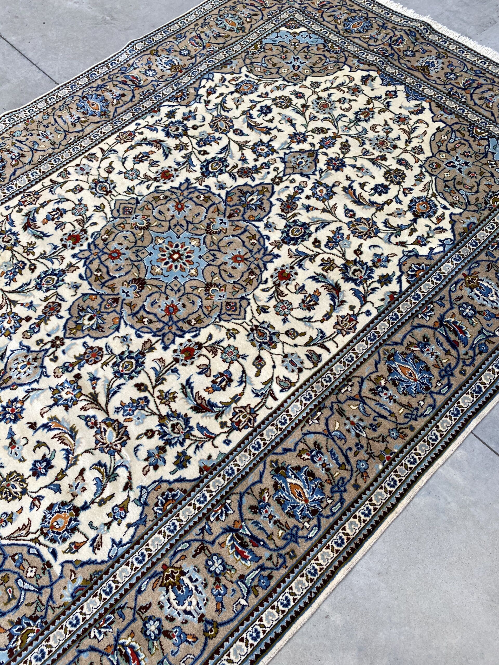 3x2M Beige Persian Kashan - Image 6