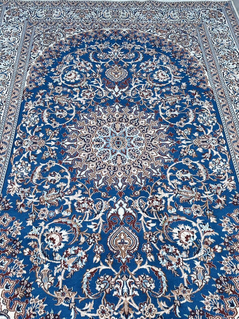 nain rug