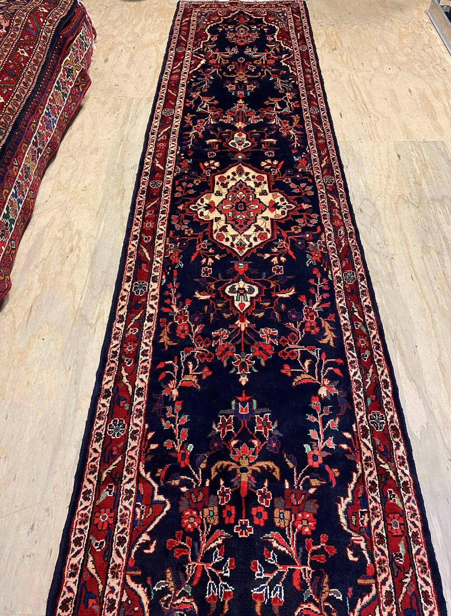 Fine 4.4M Hamedan Persian Runner (Malayer) - Image 9