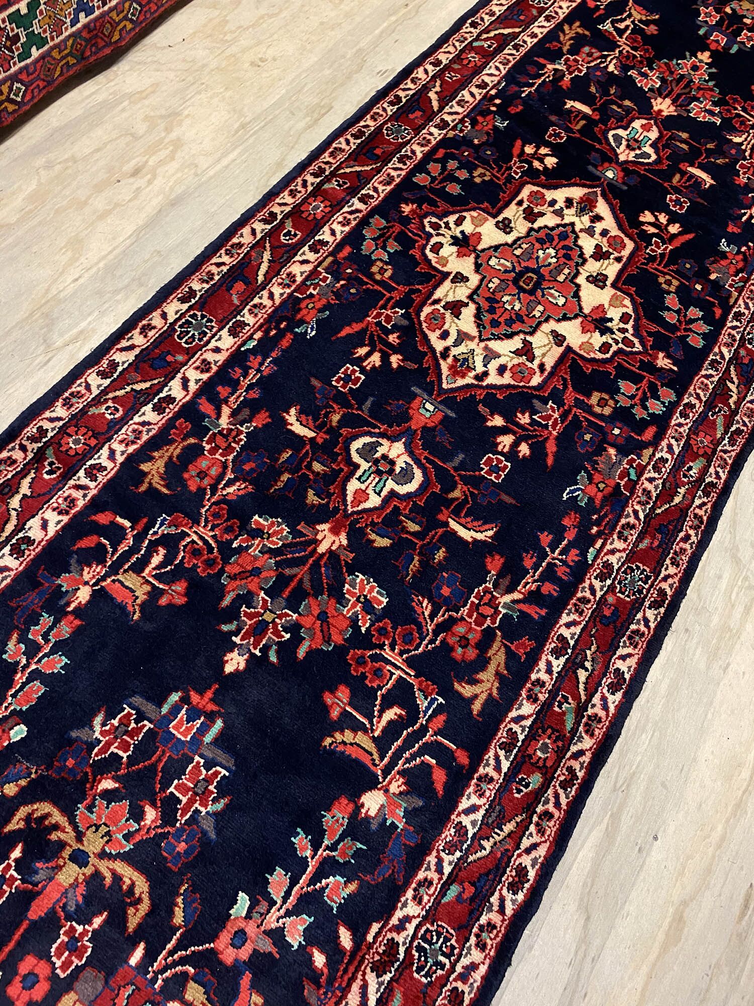 Fine 4.4M Hamedan Persian Runner (Malayer) - Image 6