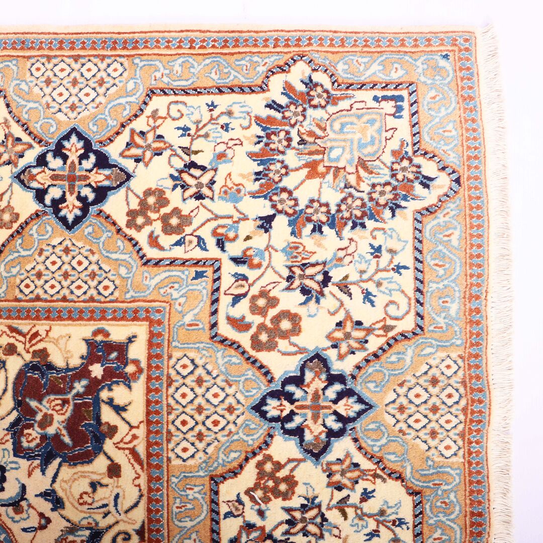3.7x2.4M Silkinlaid Nain Rug - Image 6
