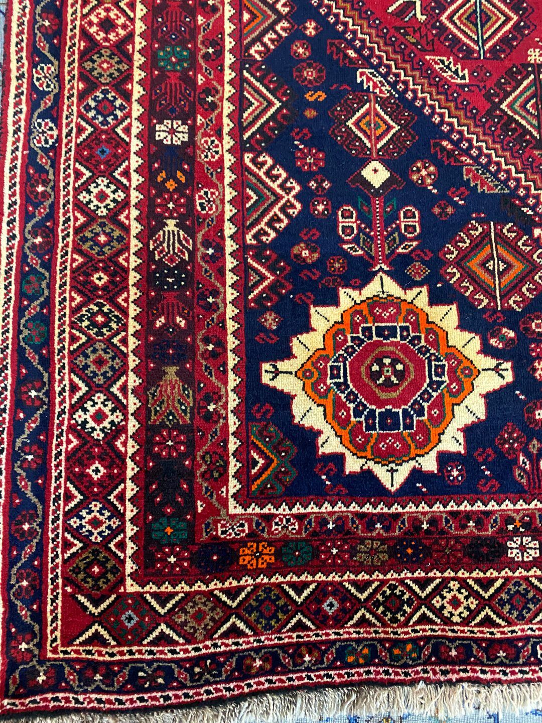 Unique 3.5x2.1M Qashghai Shiraz Rug - Image 5