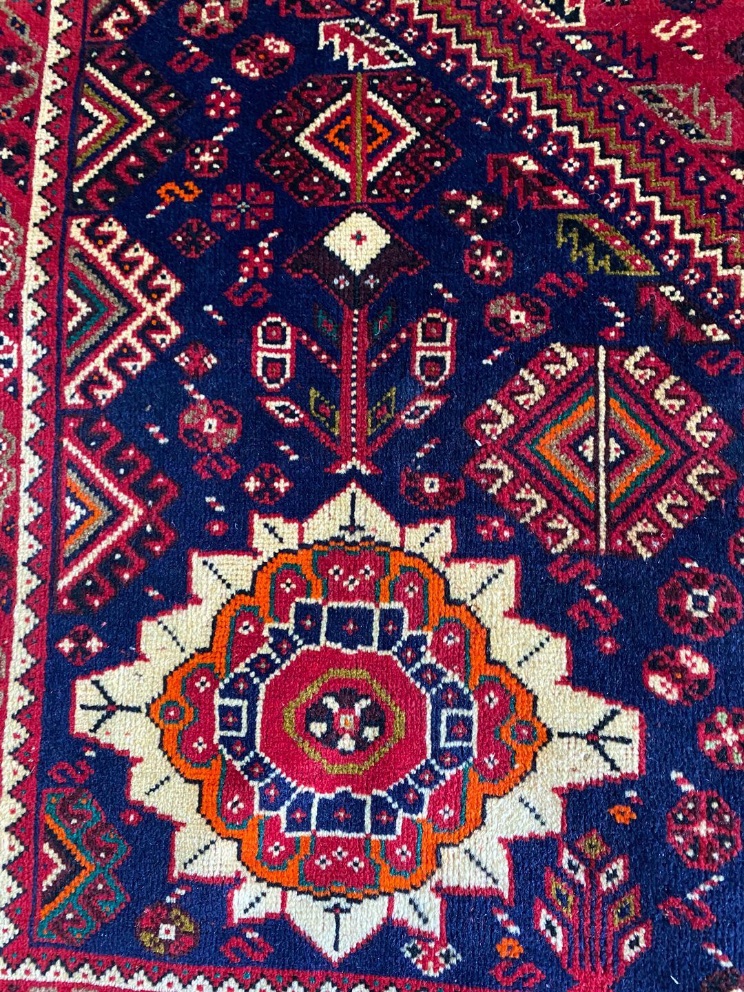 Unique 3.5x2.1M Qashghai Shiraz Rug - Image 12