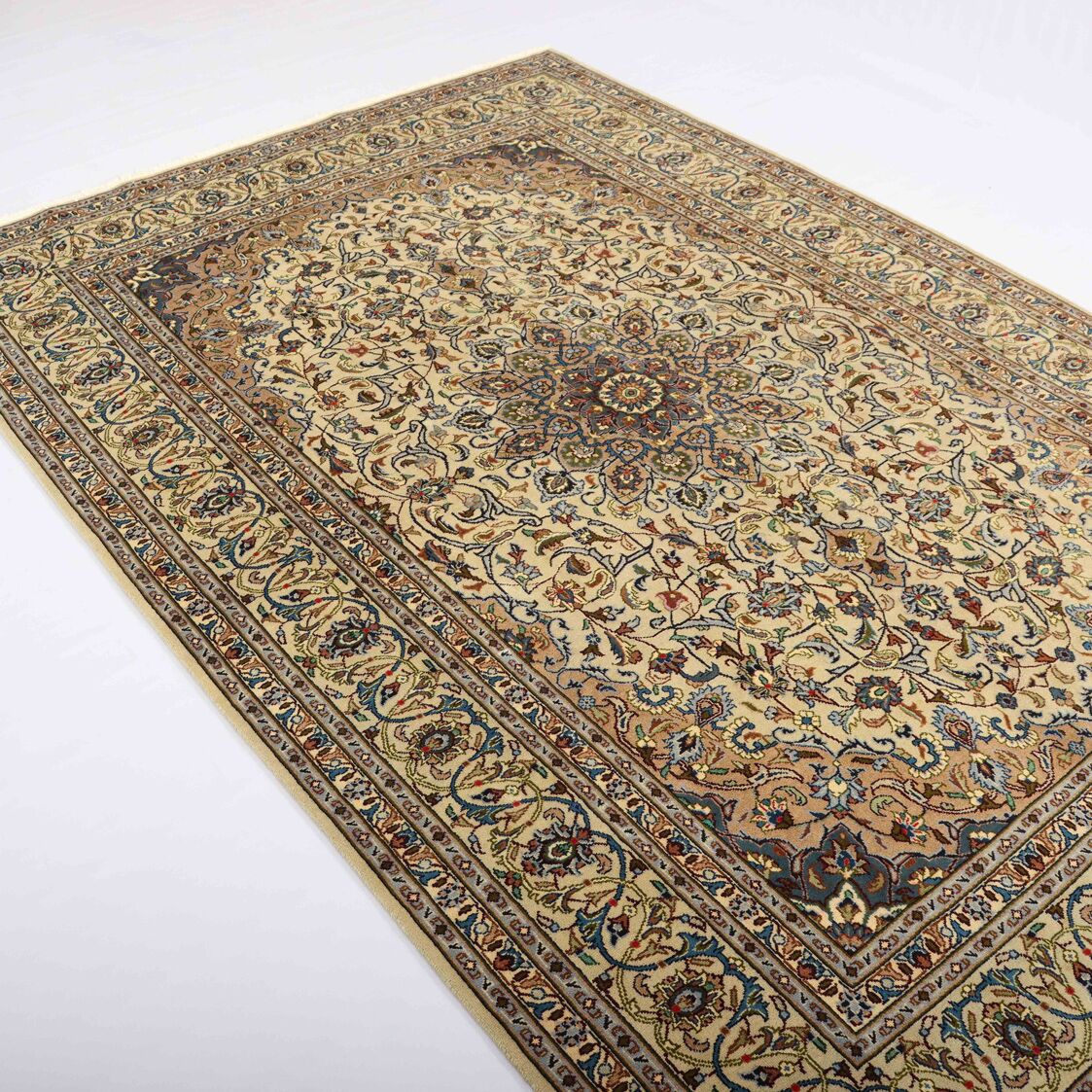 3x2M Fine Kashmar Rug - Image 2