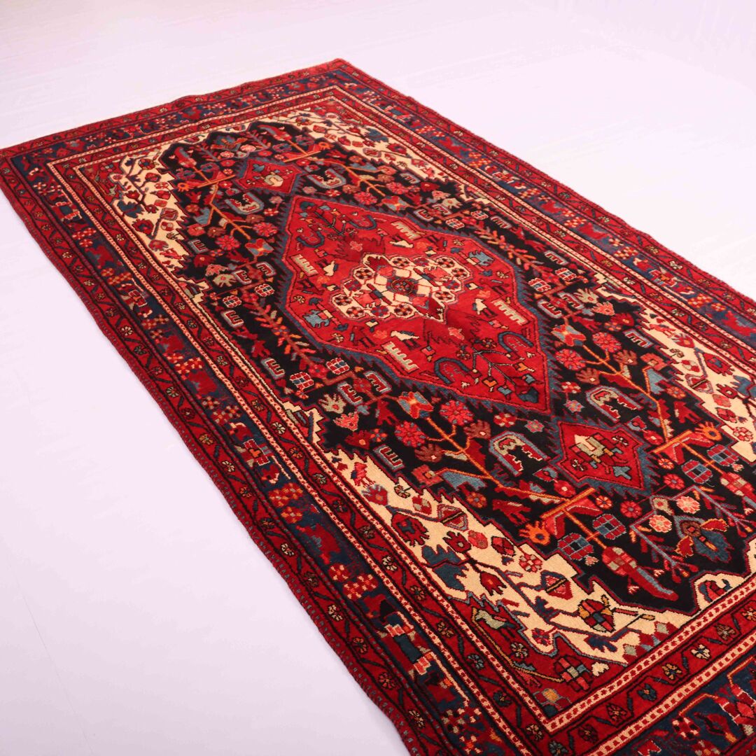 3.1x1.5M Tribal Nahavand Rug - Image 3