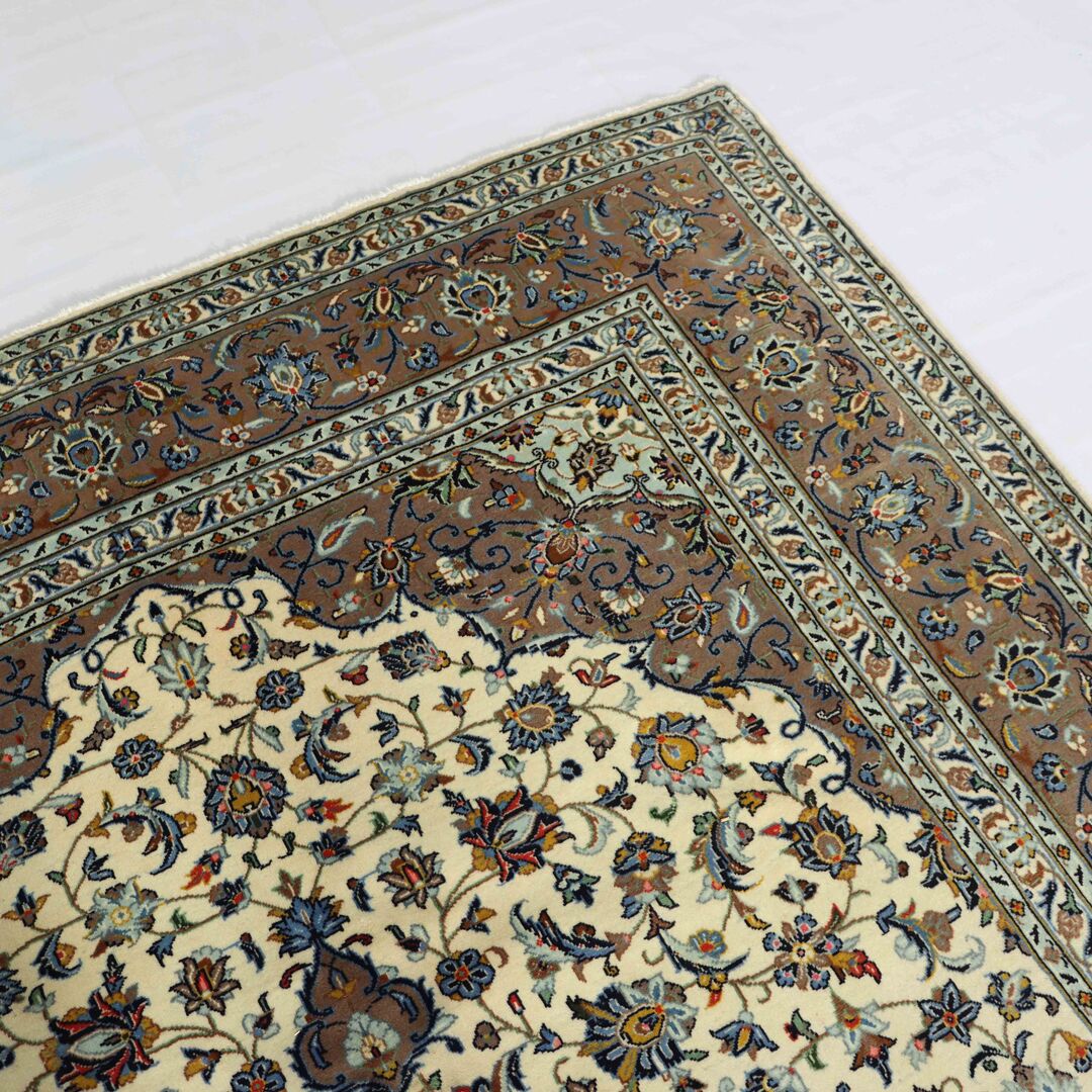 3x2M Beige Persian Kashan Rug - Image 4