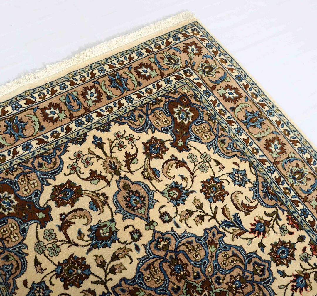 2.1x1.5M Fine Pistachio Kashmar Rug - Image 5