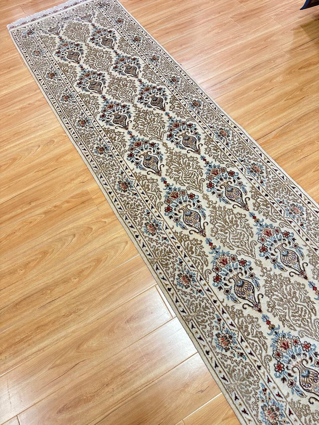 3m Masterpiece Handmade Wool and Silk Indian Runner - Image 2