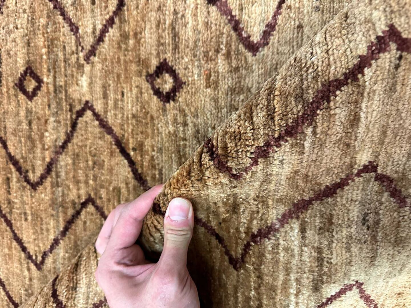 1.8x1.1M Contemporary Chobi Rug - Image 4