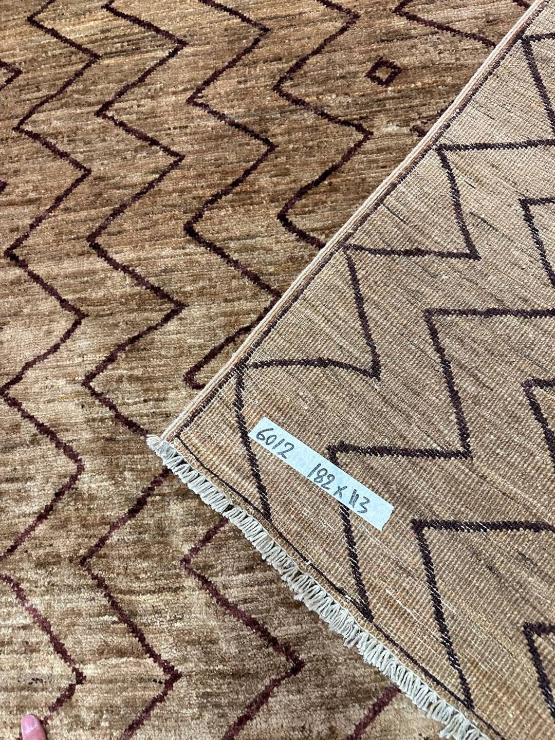 1.8x1.1M Contemporary Chobi Rug - Image 8