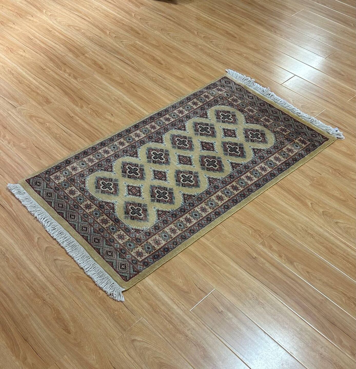 1.3x0.8 M Handmade Pakistani Rug - Image 8