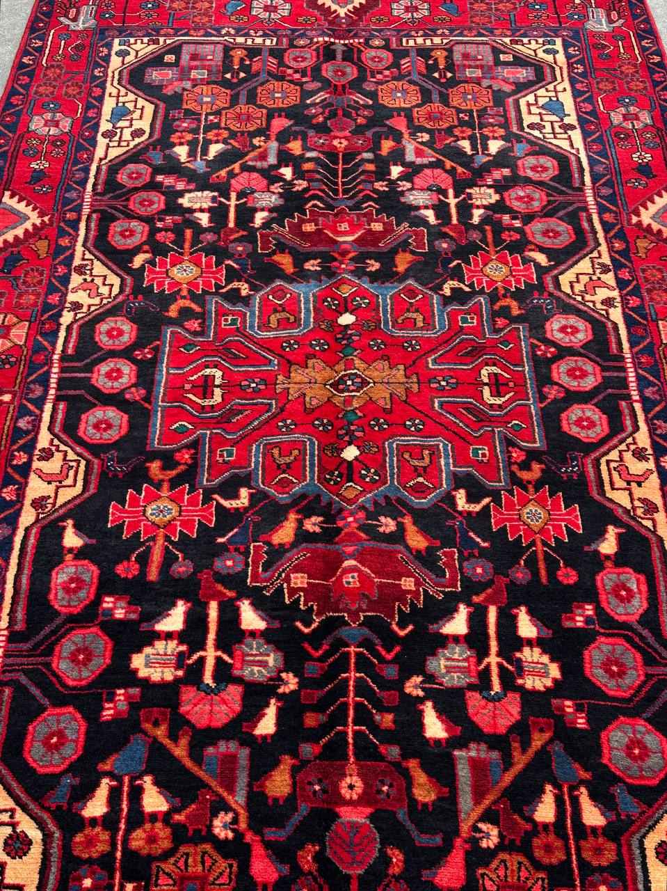 nahavand rug