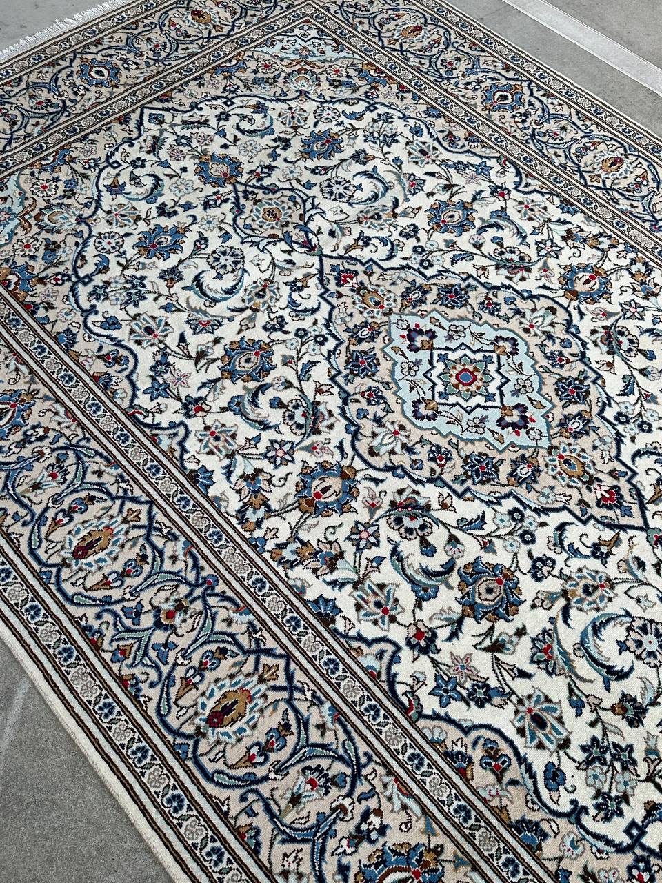 3x2M Beige Persian Kashan Rug - Image 8