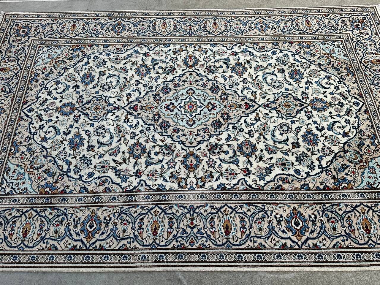 3x2M Beige Persian Kashan Rug - Image 6