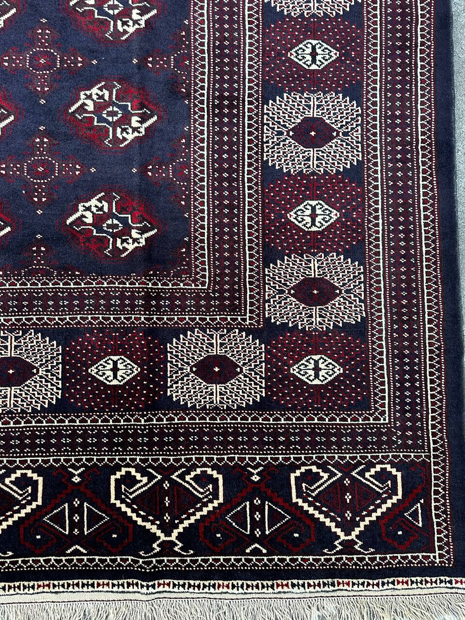 4x3M Fabulous Persian Turkaman Rug - Image 6