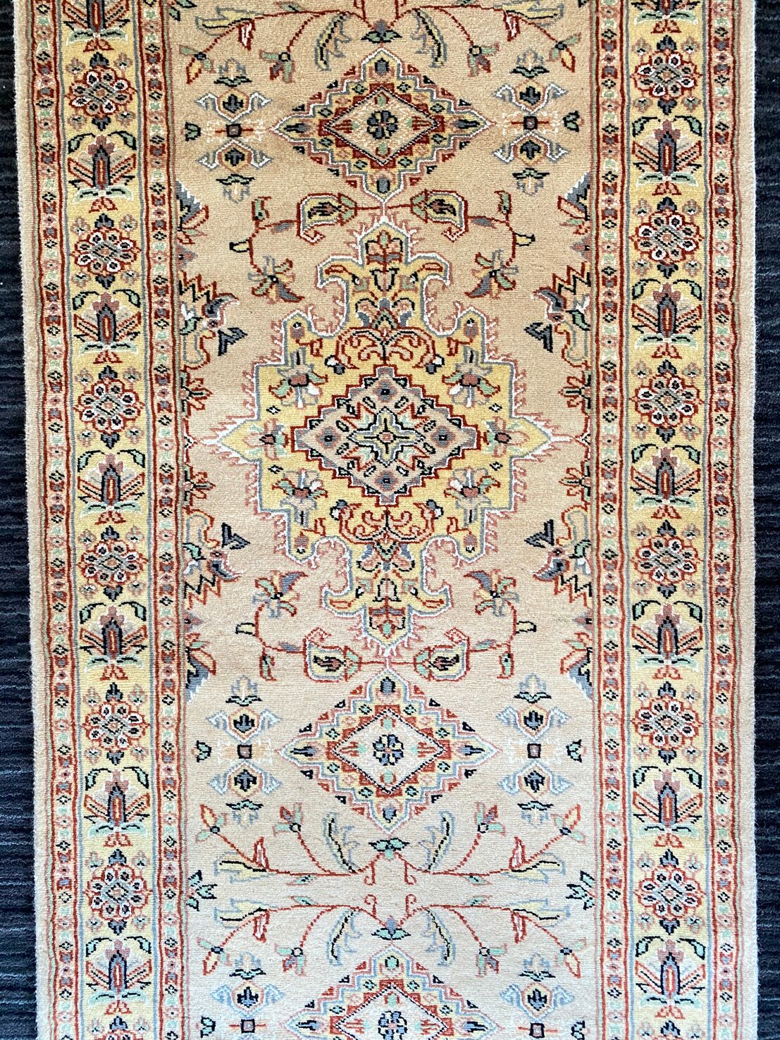 Wool Pakistanis Runner