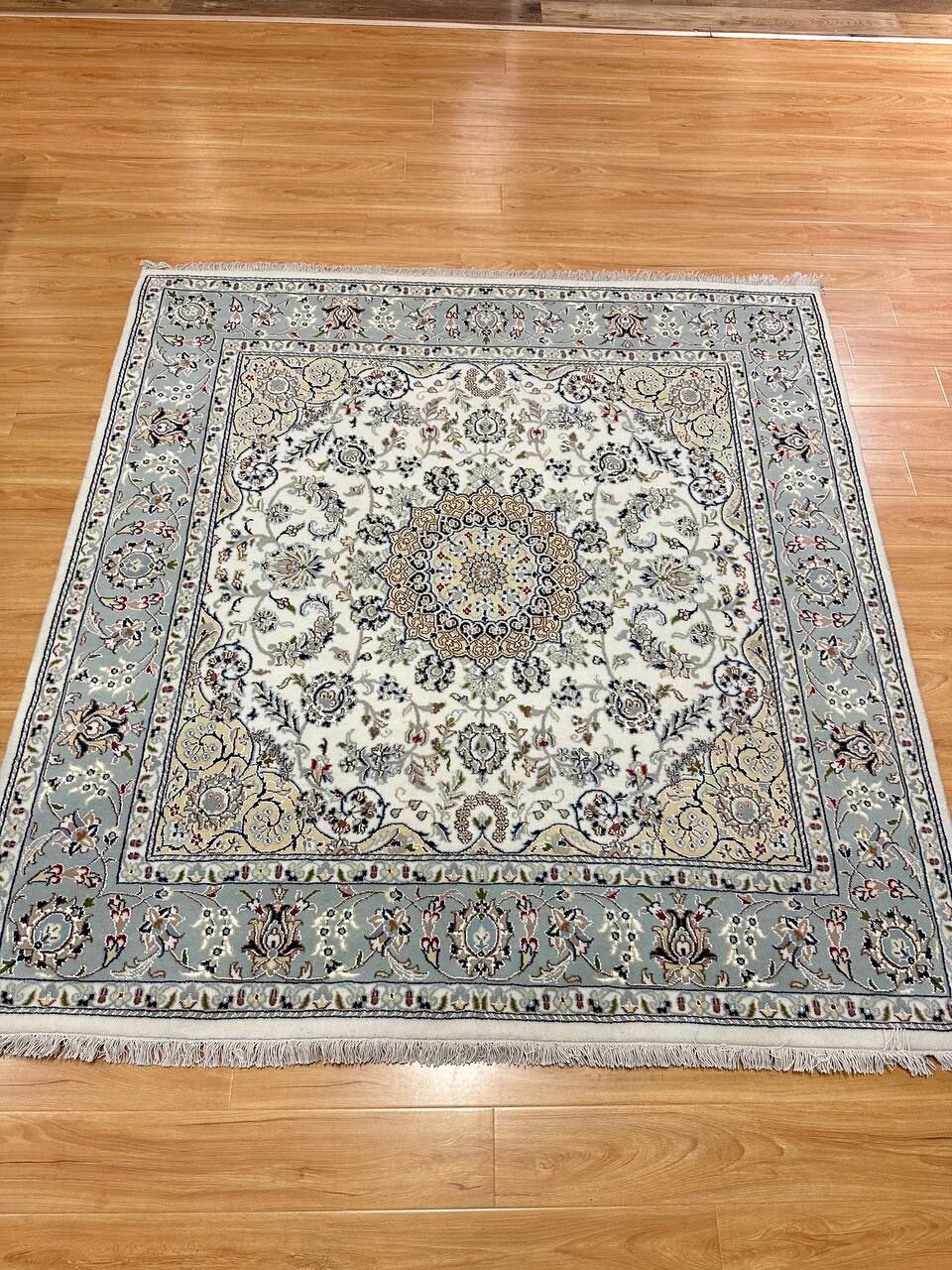 1.8 x 1.8 M Indian Wool & Silk Nain Design Rug - Image 2