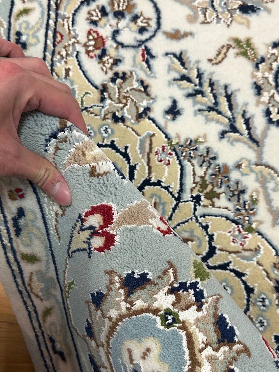 1.8 x 1.8 M Indian Wool & Silk Nain Design Rug - Image 8