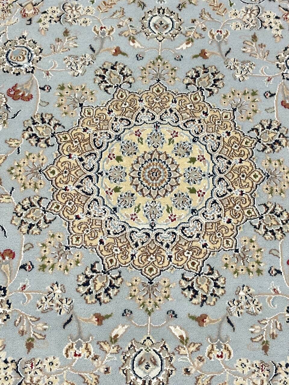 2 x 2 M Indian Wool & Silk Nain Design Rug - Image 3