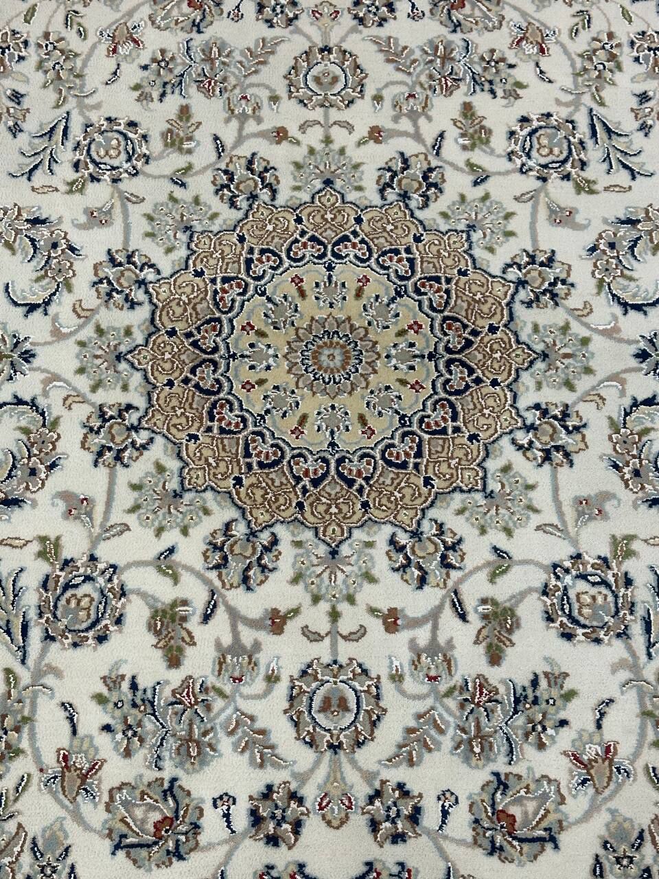 2.4 x 1.5 M Indian Wool & Silk Nain Design Rug - Image 3