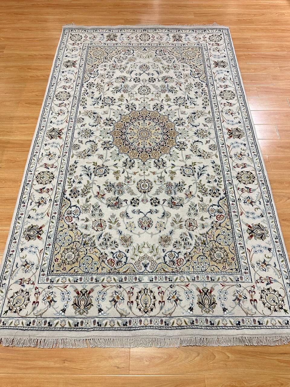 2.5 x 1.5 M Indian Wool & Silk Nain Design Rug - Image 2