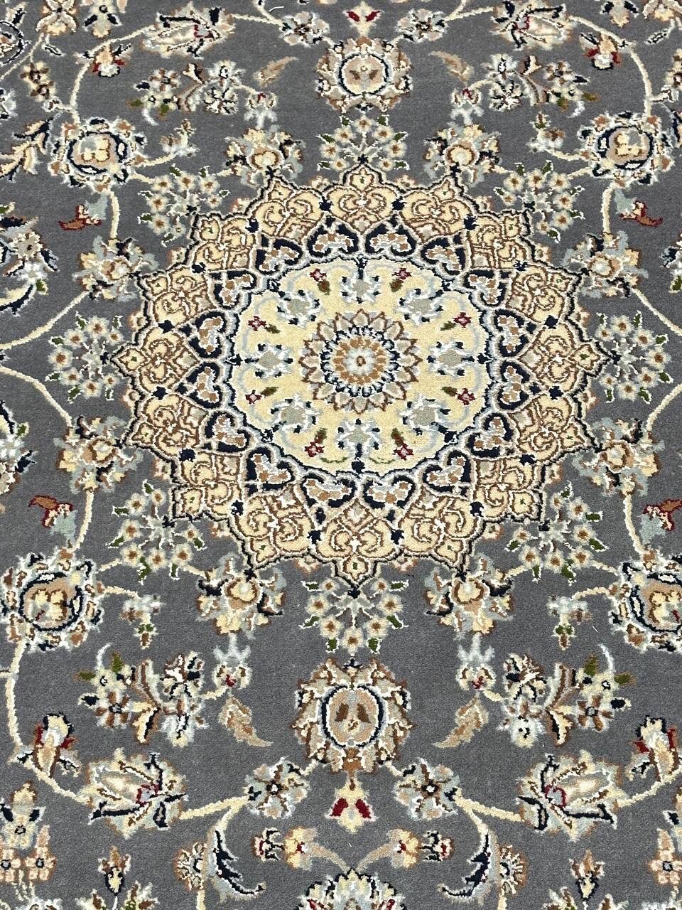 2.1 x 1.5 M Indian Wool & Silk Nain Design Rug - Image 3