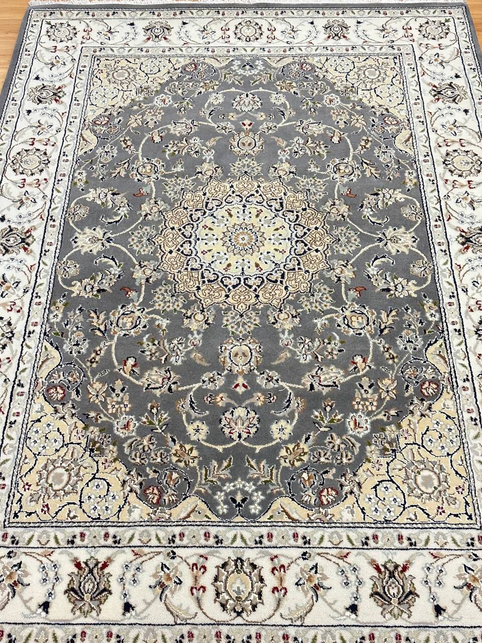 2.1 x 1.5 M Indian Wool & Silk Nain Design Rug - Image 8