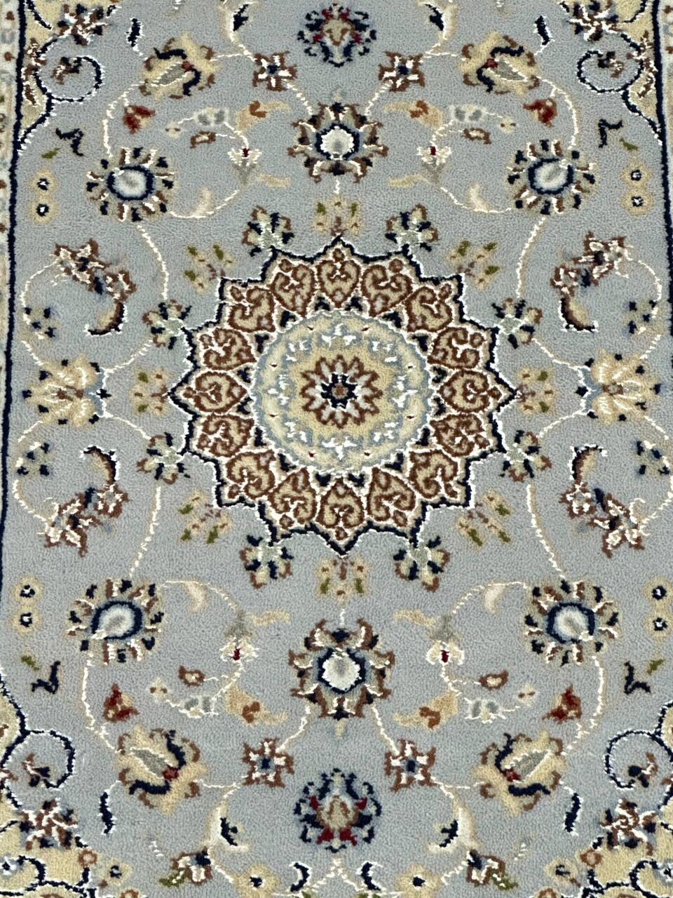 0.98 x 0.63 M Indian Wool & Silk Nain Design Rug - Image 3