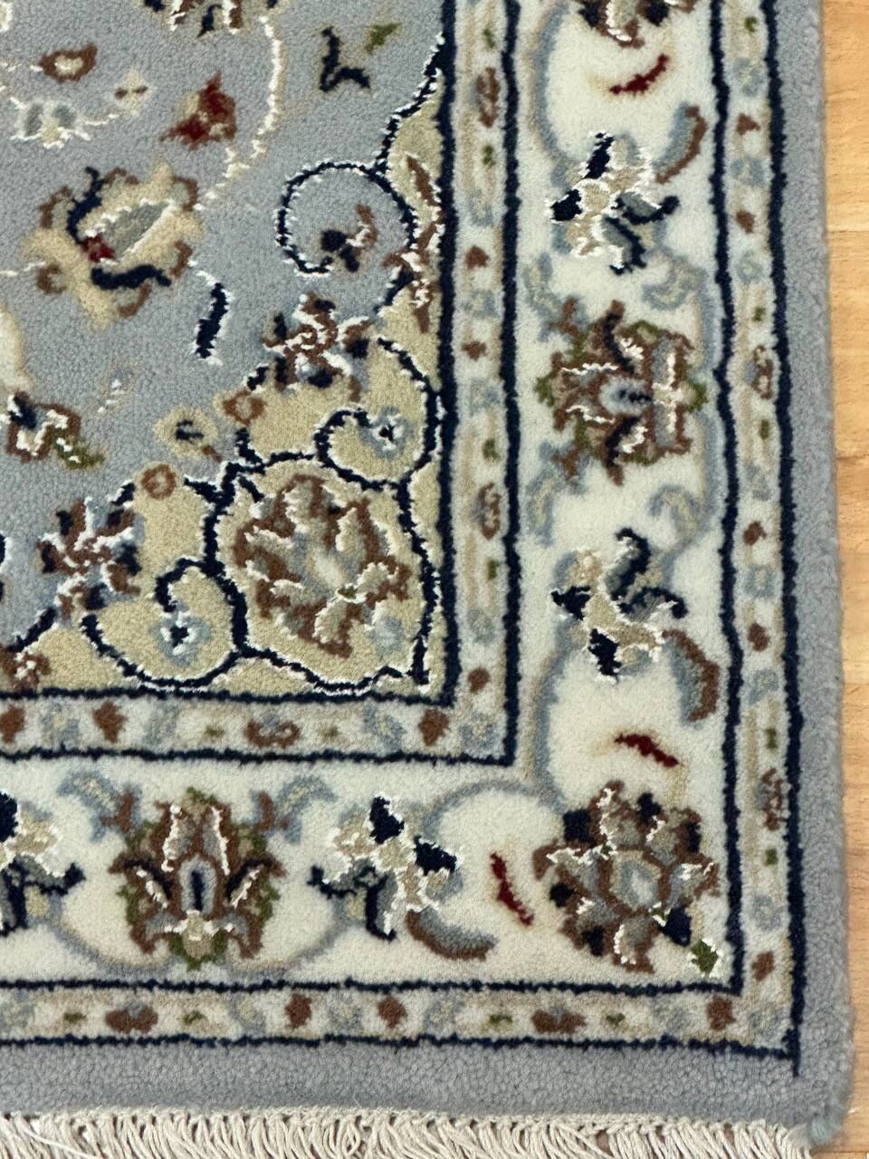 0.98 x 0.63 M Indian Wool & Silk Nain Design Rug - Image 5