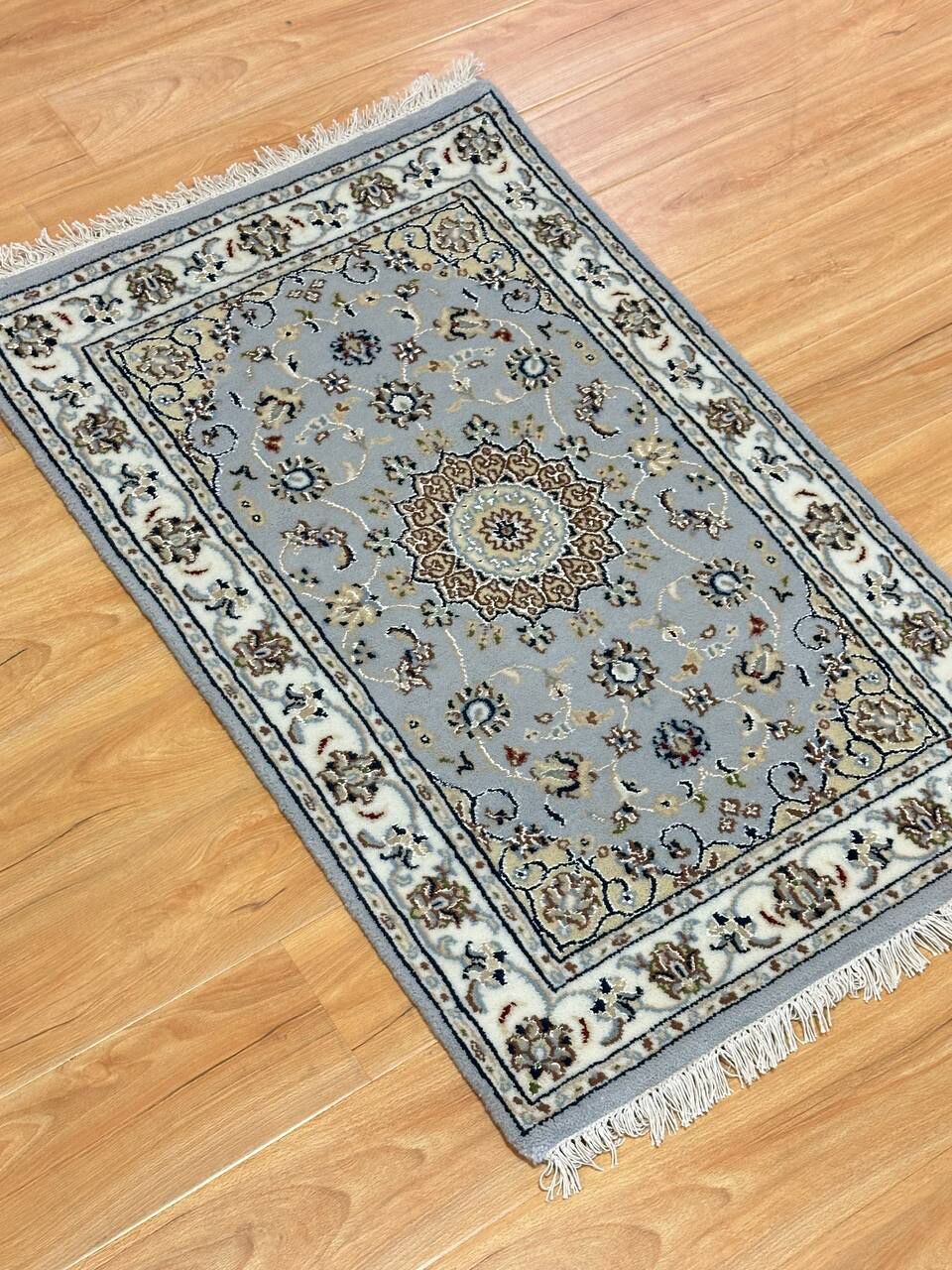 0.98 x 0.63 M Indian Wool & Silk Nain Design Rug - Image 2