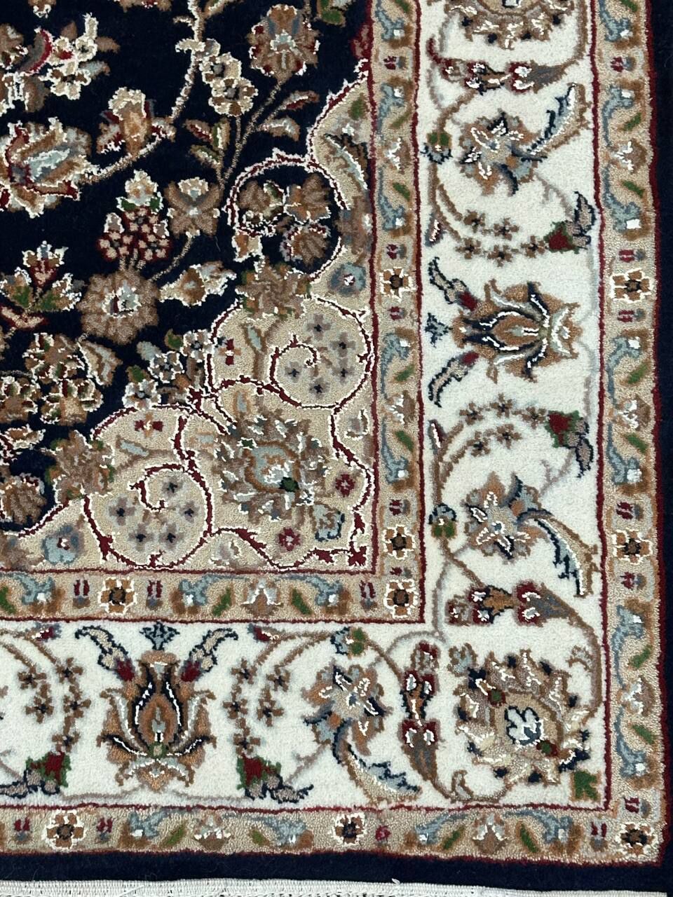 1.8 x 1.2 M Indian Wool & Silk Nain Design Rug - Image 5