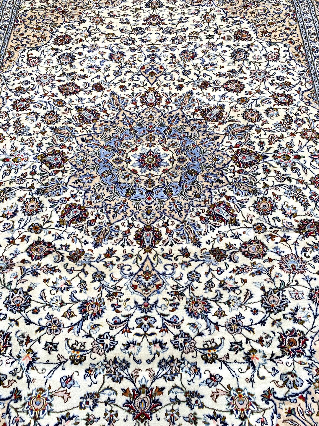 4x3M Royal Beige Persian Kashan Rug